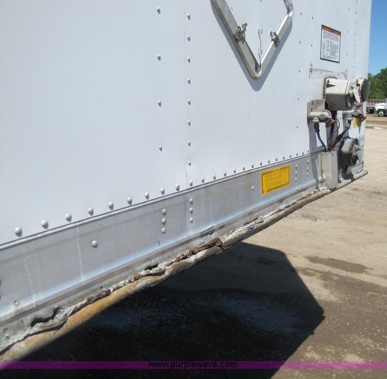 image for item 8488 2001 Great Dane 48' dry van semi trailer