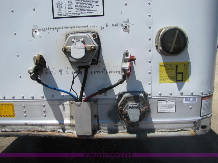 image for item 8488 2001 Great Dane 48' dry van semi trailer