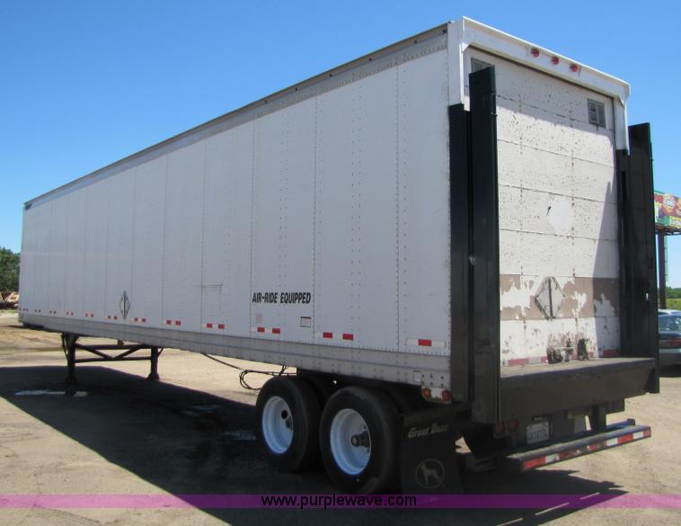 image for item 8489 2001 Great Dane 48' dry van semi trailer