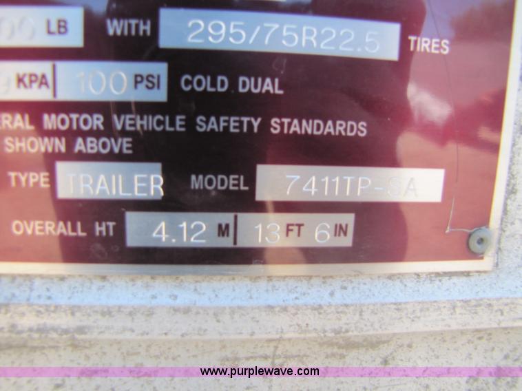 image for item 8489 2001 Great Dane 48' dry van semi trailer