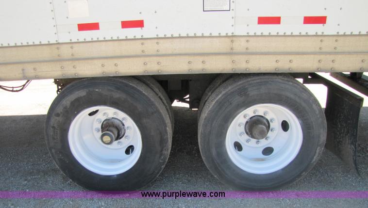 image for item 8490 2001 Great Dane 48' dry van semi trailer
