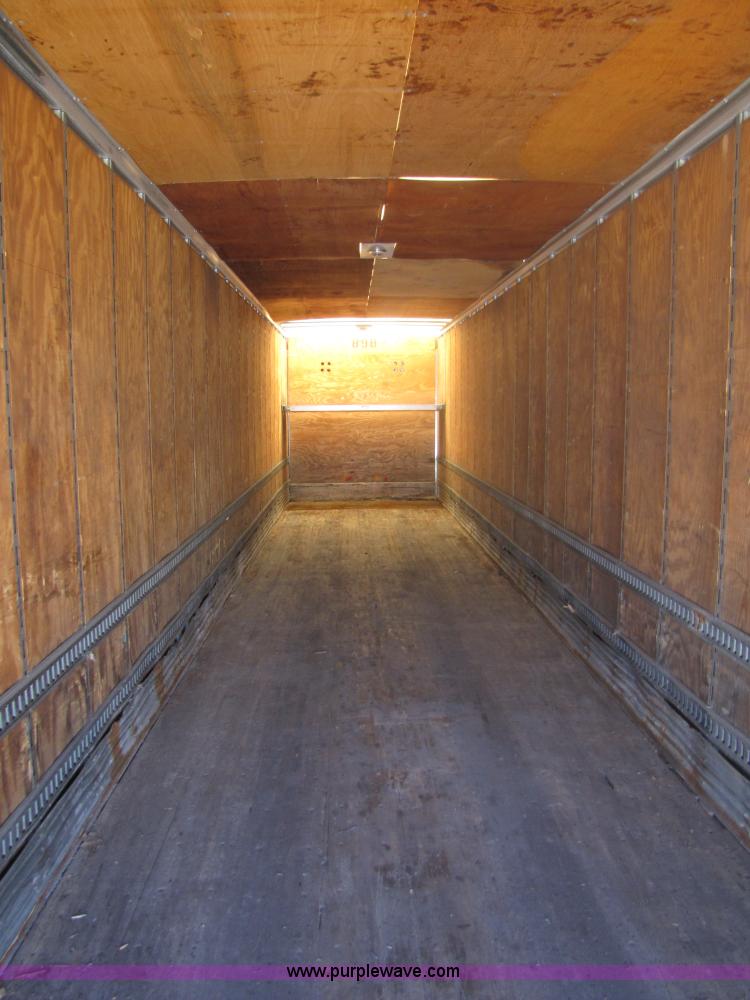 image for item 8490 2001 Great Dane 48' dry van semi trailer