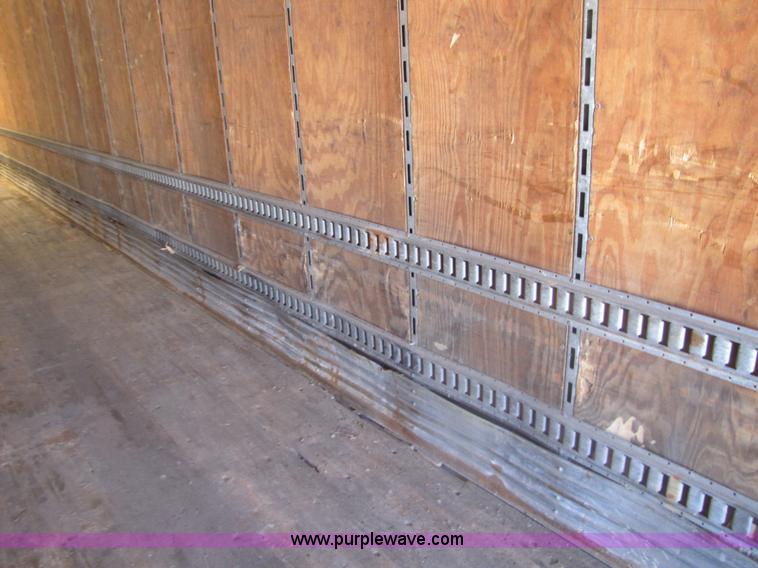 image for item 8490 2001 Great Dane 48' dry van semi trailer