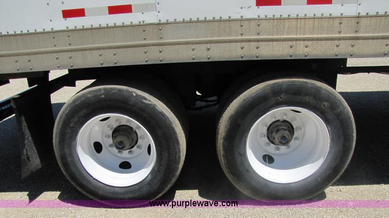 image for item 8491 2001 Great Dane 48' dry van semi trailer