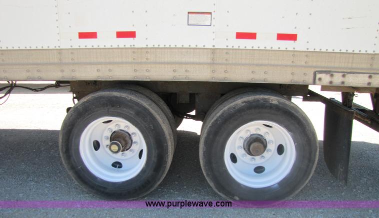 image for item 8491 2001 Great Dane 48' dry van semi trailer