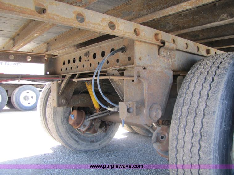 image for item 8491 2001 Great Dane 48' dry van semi trailer