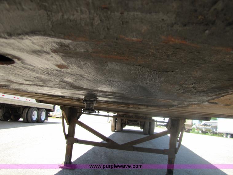 image for item 8491 2001 Great Dane 48' dry van semi trailer