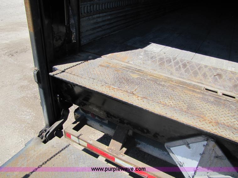 image for item 8492 1999 Great Dane 48' dry van semi trailer