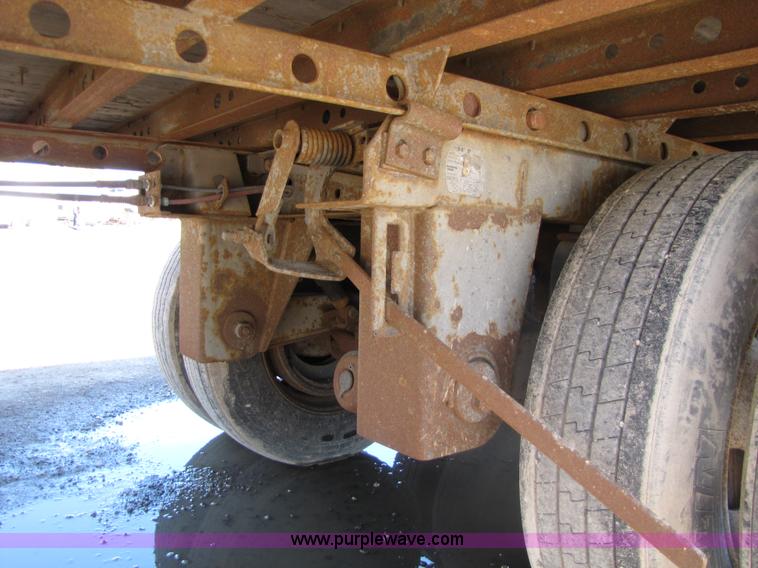 image for item 8493 Great Dane 48' dry van semi trailer