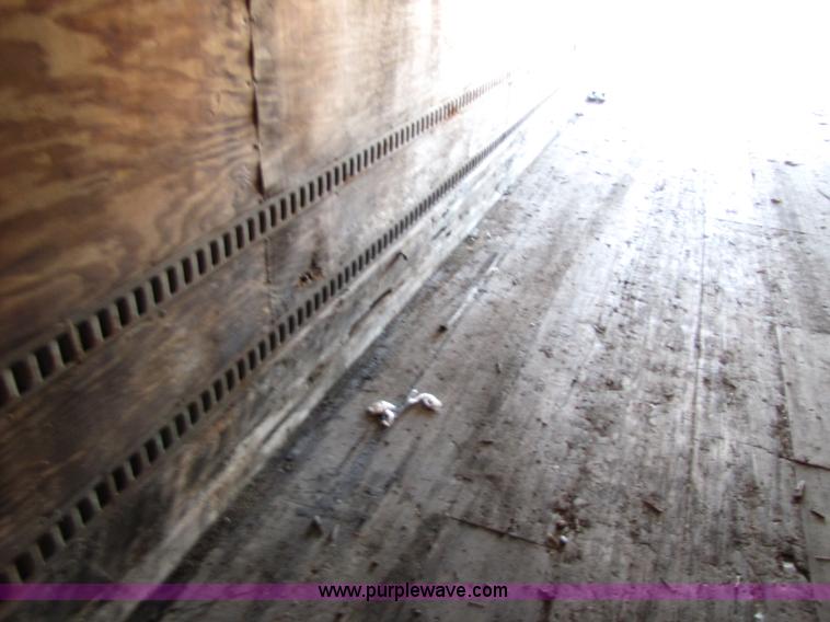 image for item 8493 Great Dane 48' dry van semi trailer