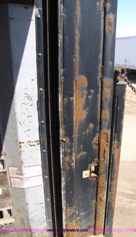 image for item 8493 Great Dane 48' dry van semi trailer