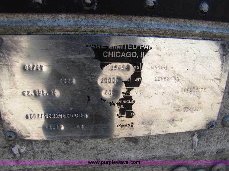 image for item 8494 1999 Great Dane 48' dry van semi trailer