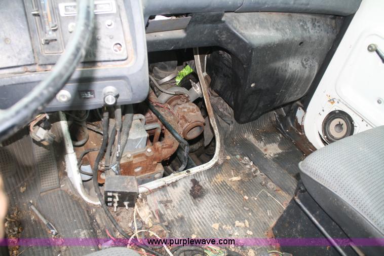 image for item 2192 1995 Ford LN8000 Vac-Con pump truck