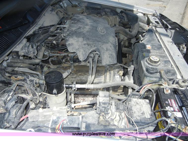 image for item 2226 2002 Ford Crown Victoria Police Interceptor