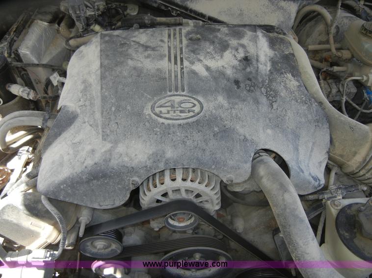 image for item 2226 2002 Ford Crown Victoria Police Interceptor