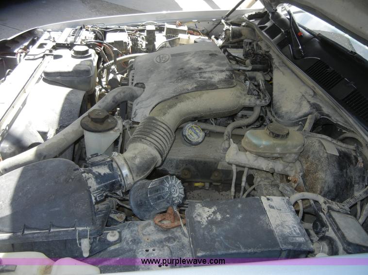 image for item 2226 2002 Ford Crown Victoria Police Interceptor