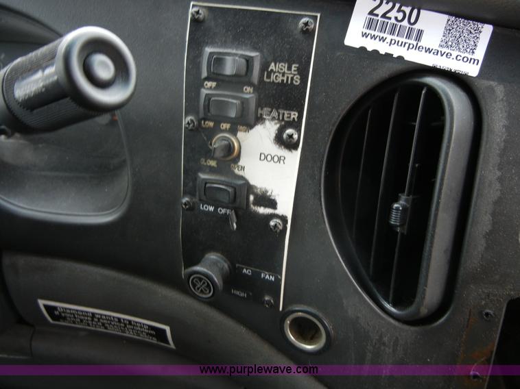 image for item 2250 2003 Ford E450 Super Duty 22 passenger bus