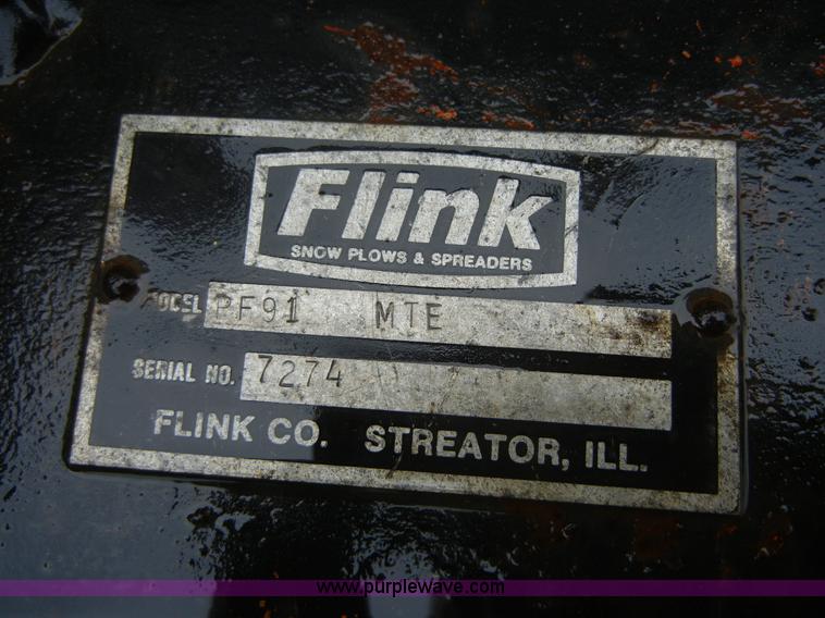 image for item 2252 1994 Ford F800 dump truck with sprayer