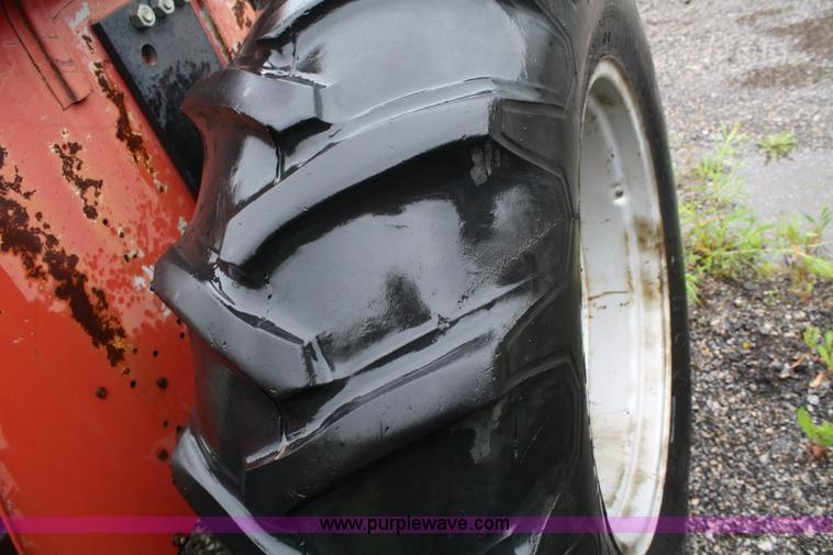 image for item 2259 1992 Case 595 tractor