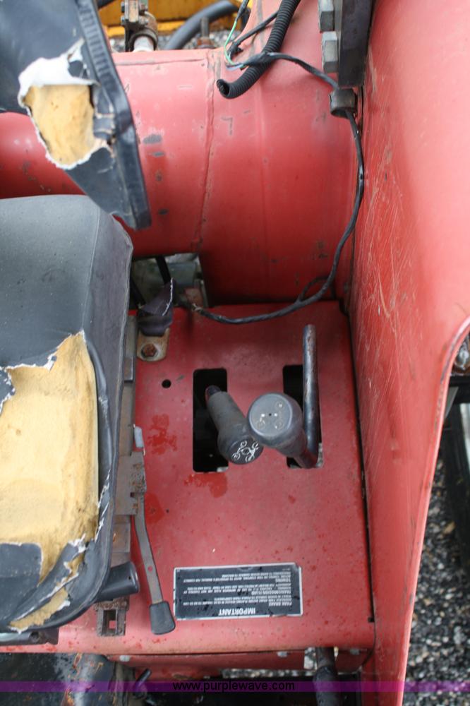 image for item 2260 1990 Case International 595 tractor