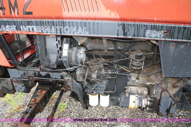 image for item 2260 1990 Case International 595 tractor