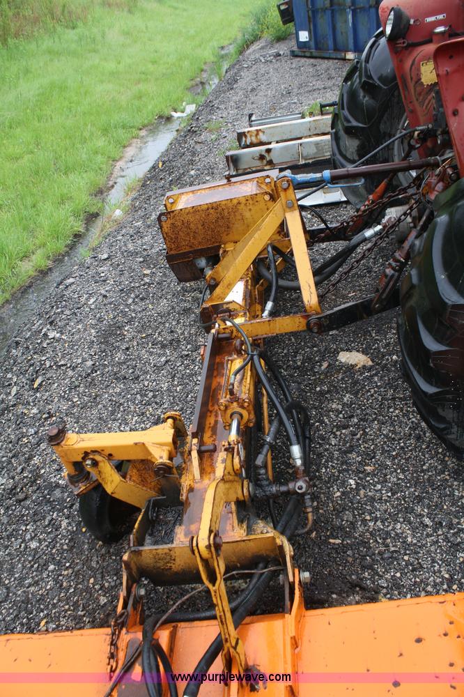 image for item 2260 1990 Case International 595 tractor