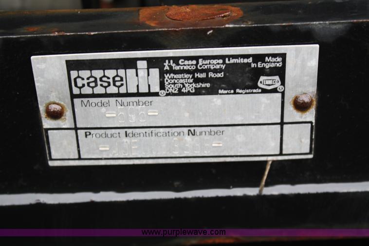 image for item 2260 1990 Case International 595 tractor