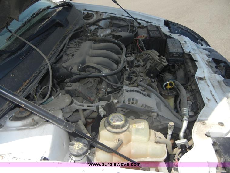 image for item 2398 2006 Ford Taurus SE
