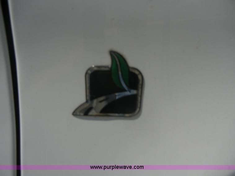 image for item 2400 2002 Ford Taurus SE