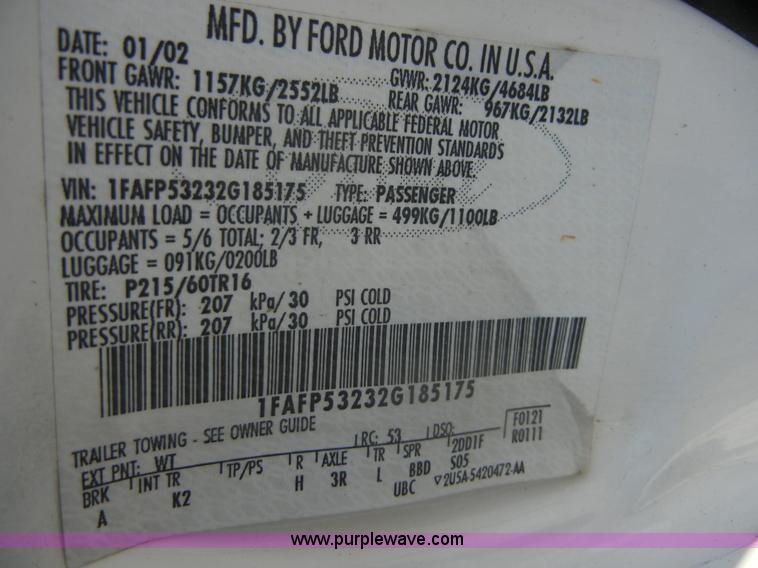 image for item 2400 2002 Ford Taurus SE