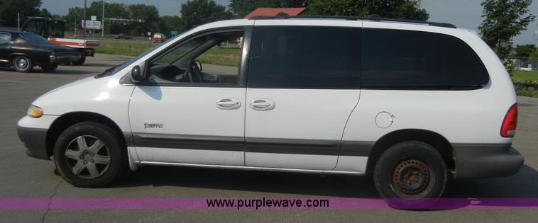 image for item 2403 1999 Plymouth Grand Voyager Expresso mini van