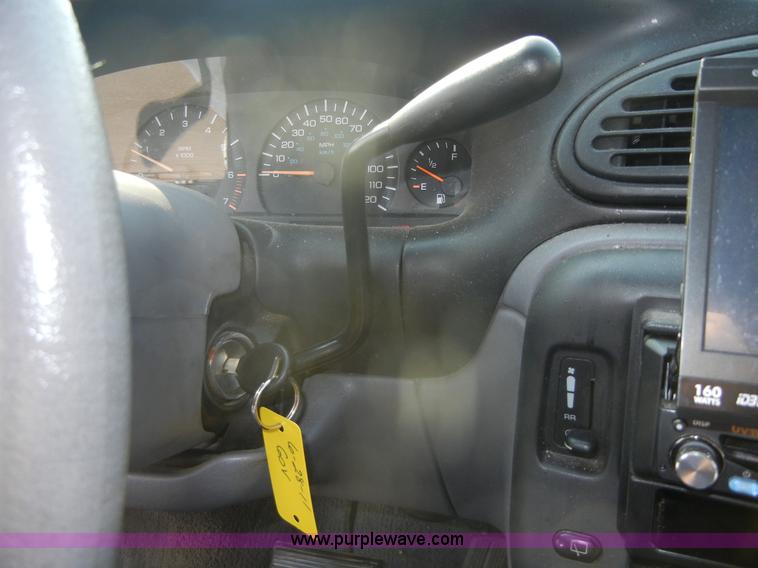 image for item 2403 1999 Plymouth Grand Voyager Expresso mini van