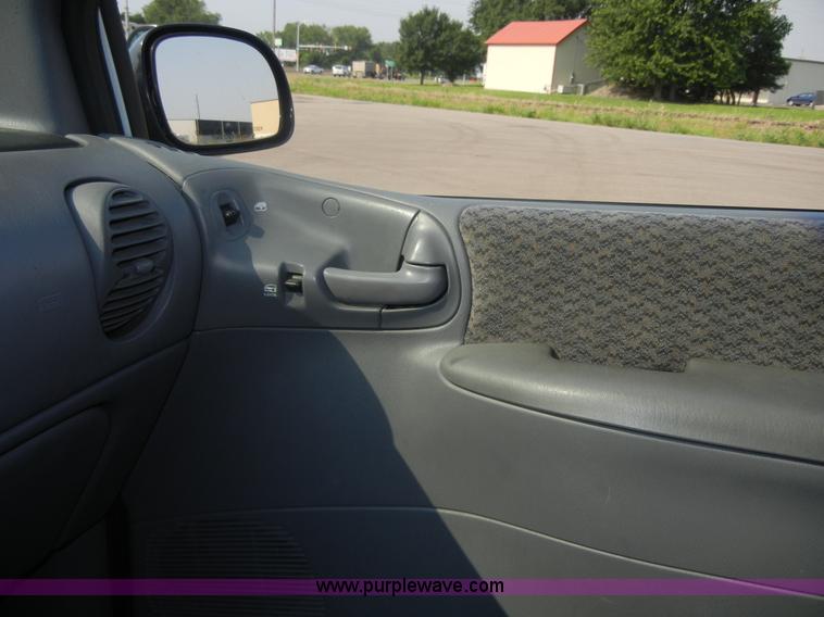 image for item 2403 1999 Plymouth Grand Voyager Expresso mini van