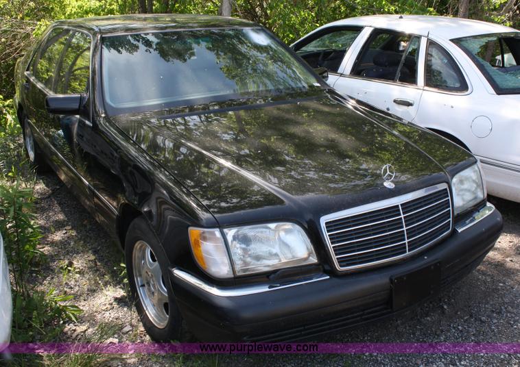 image for item 4650 1998 Mercedes Benz S500