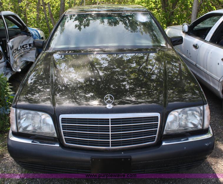 image for item 4650 1998 Mercedes Benz S500