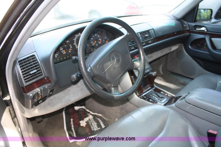 image for item 4650 1998 Mercedes Benz S500