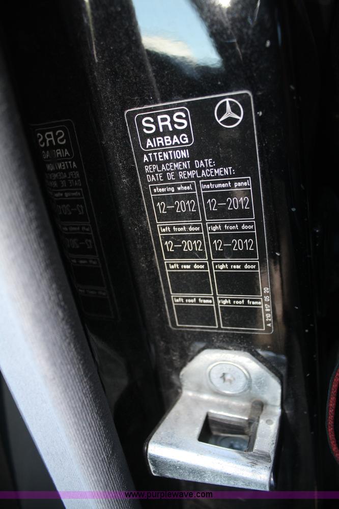 image for item 4650 1998 Mercedes Benz S500