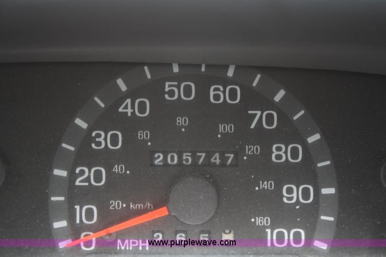 image for item 4651 2003 Ford E350 Super Duty transit bus