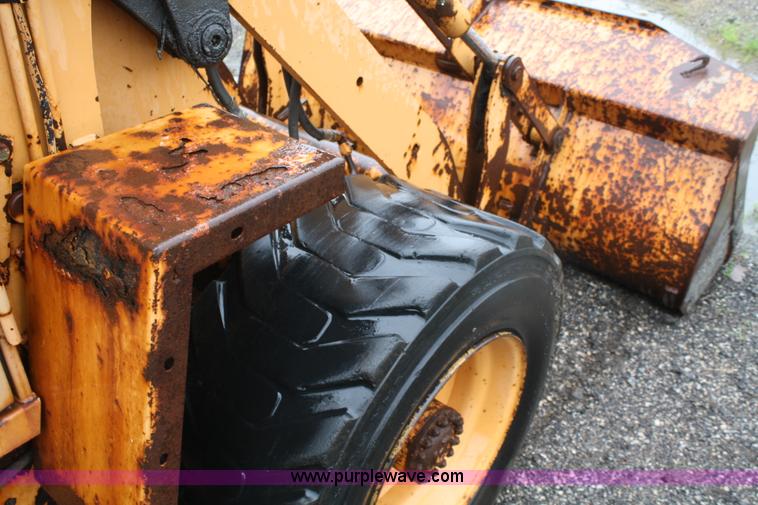 image for item 4652 1987 Case W11B wheel loader