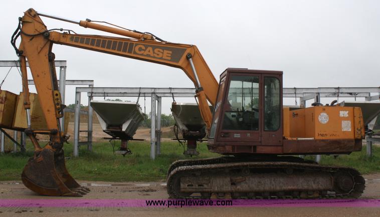 image for item 4658 Case 1088 hydraulic excavator