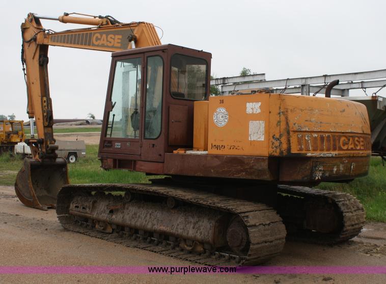 image for item 4658 Case 1088 hydraulic excavator