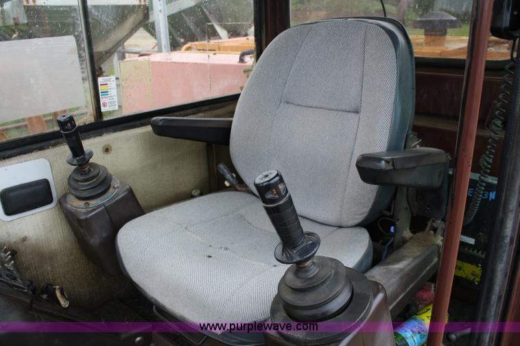 image for item 4658 Case 1088 hydraulic excavator