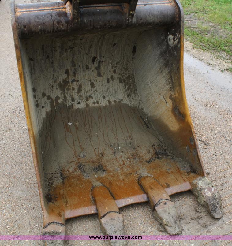 image for item 4658 Case 1088 hydraulic excavator