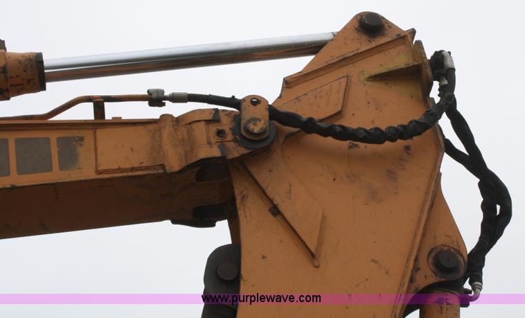 image for item 4658 Case 1088 hydraulic excavator