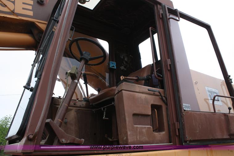 image for item 4660 Case 1085 Cruz air wheel excavator