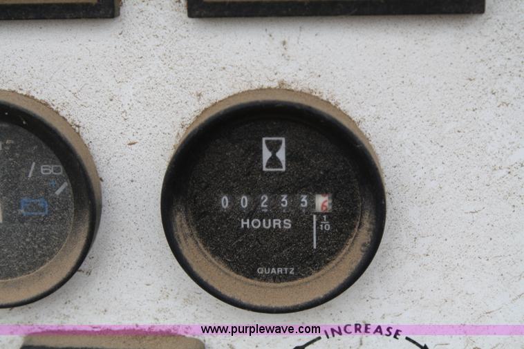 image for item 4663 Dayton 9303-1 generator