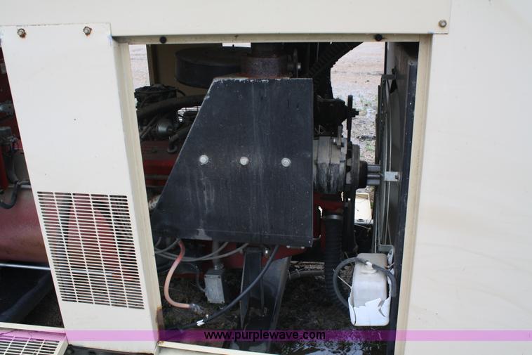 image for item 4663 Dayton 9303-1 generator