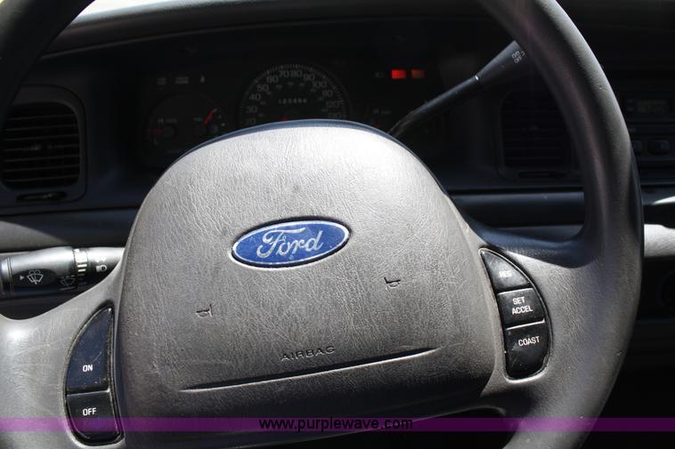 image for item 5039 2003 Ford Crown Victoria Police Interceptor