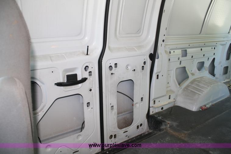 image for item 5040 2006 Ford E250 Econoline van