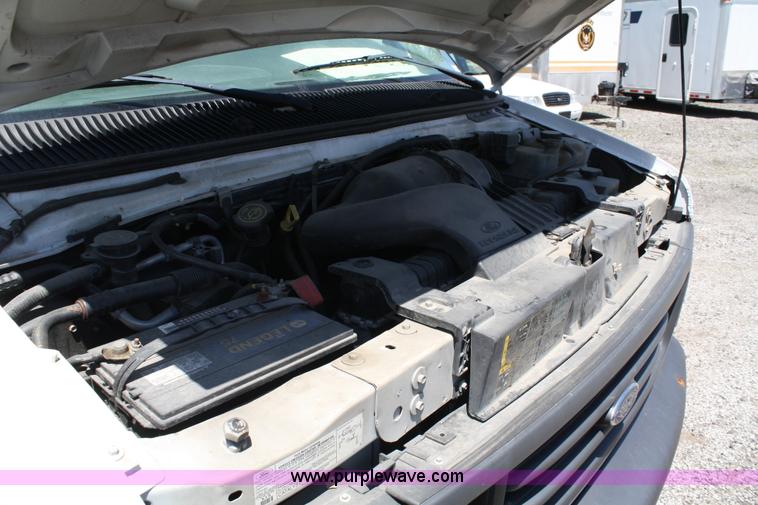 image for item 5040 2006 Ford E250 Econoline van